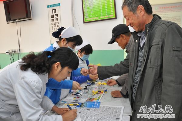 總醫院進社區開展健康飲食與糖尿病主題宣教義診活動