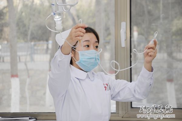 護理部舉辦新護士技能操作比賽