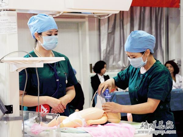 外科第二黨支部、內科黨支部開展新生兒窒息復蘇技能競賽
