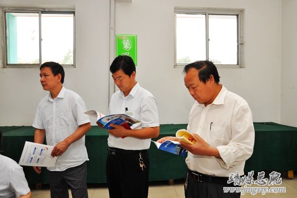 心連心情系職工健康體檢總醫(yī)院黨支部在行動(dòng)------總醫(yī)院內(nèi)科黨支部、紅會(huì)一礦醫(yī)院黨支部在開展職工健康體檢活動(dòng)