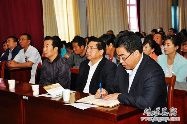 總醫院舉辦椎間孔鏡椎間盤摘除技術學習班
