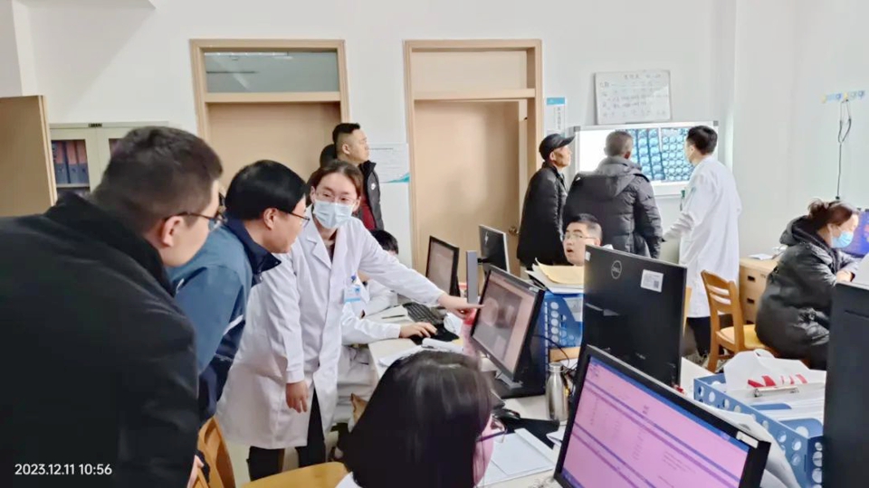 光影1.jpg 光影1.jpg